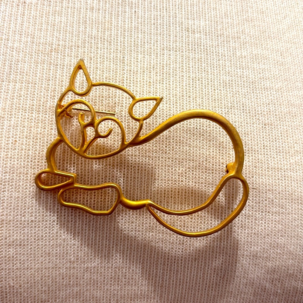 Vintage Gold Cat Brooch Silhouette New